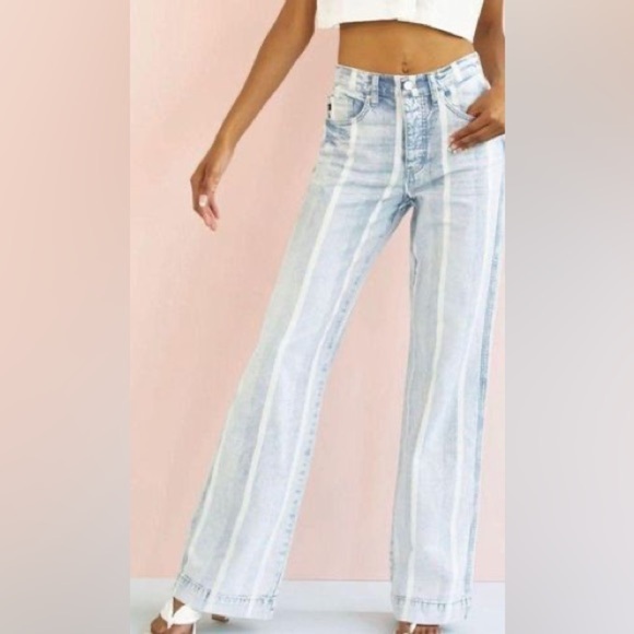 KanCan Striped McKenzie Mid-Rise 90's Flare Wide Leg Jean's Size 27 - Picture 10 of 11
